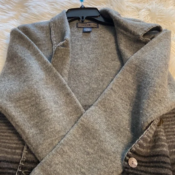 HERMAN & GEIST 100% wool Sweater size L excellent condition length 30/31” - Picture 12 of 12